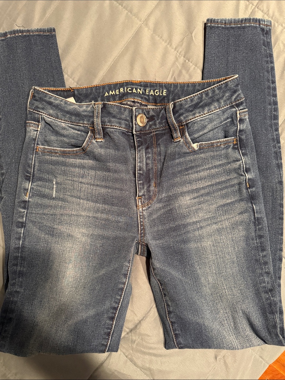 American Eagle Outfitters Medium Wash Skinny Jeans